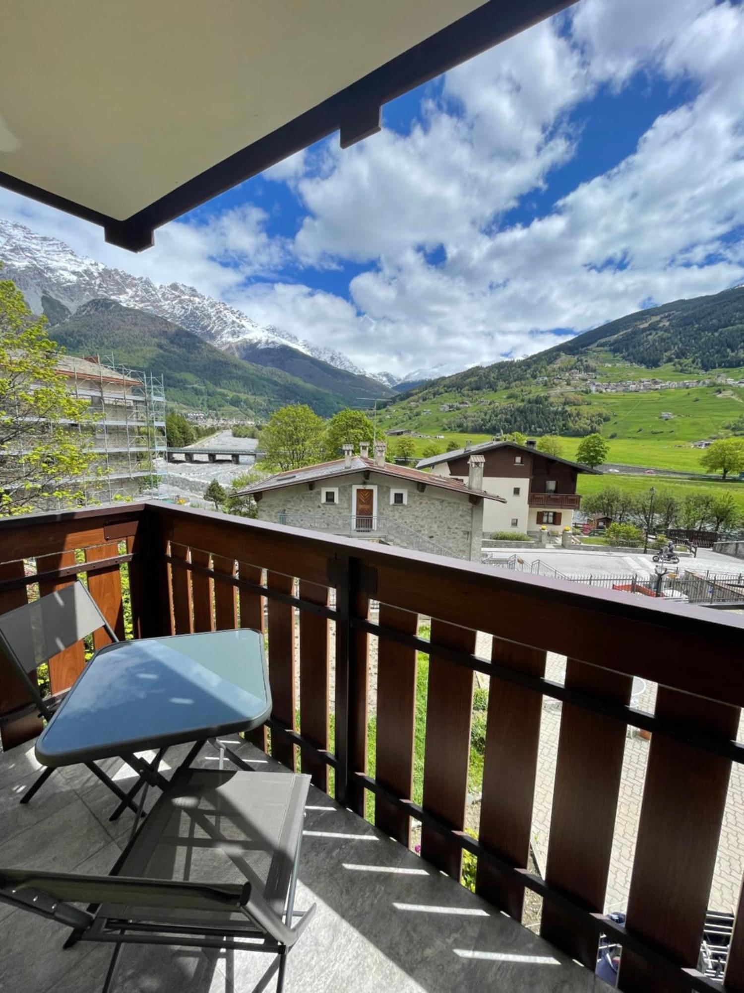 Residence S Lucia - Appartamenti Alle Porte Di Bormio Valdisotto Buitenkant foto
